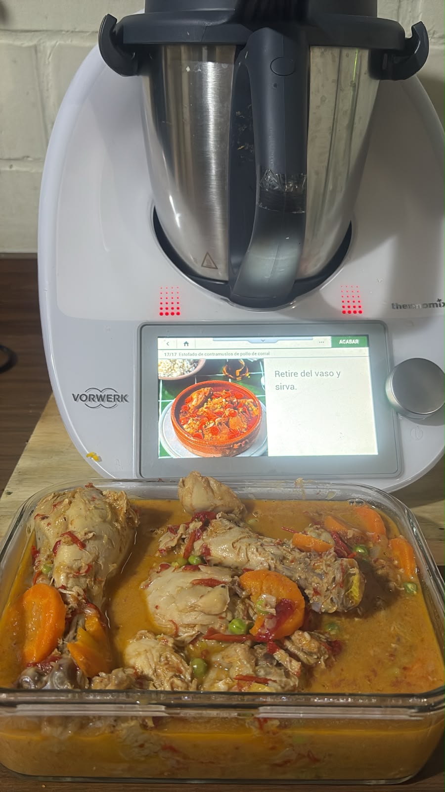 Estofado de contramuslos de pollo